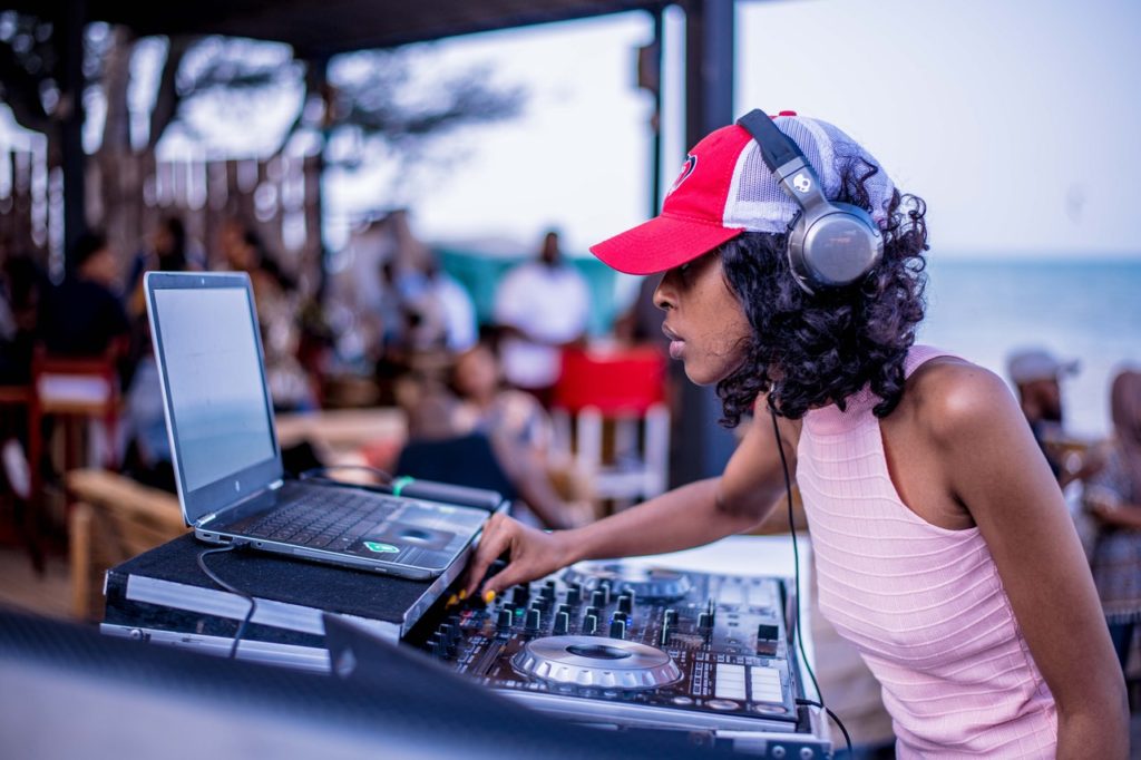 woman dj